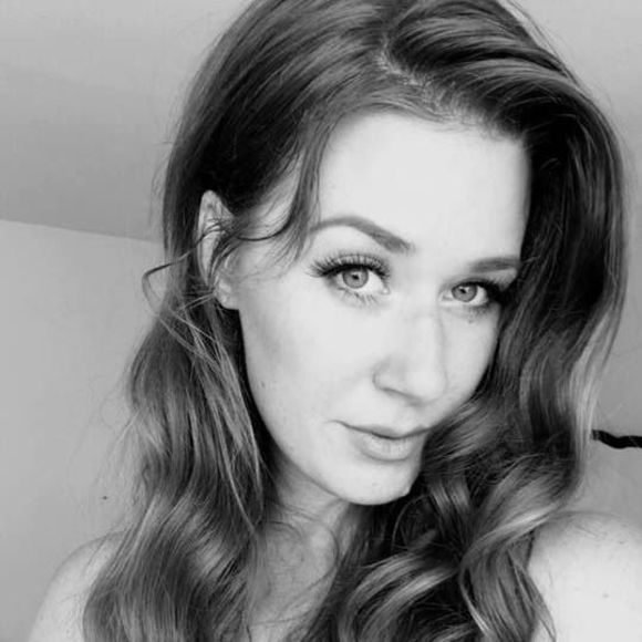 Meet your Posher, Rachel - Picture 1 of 1